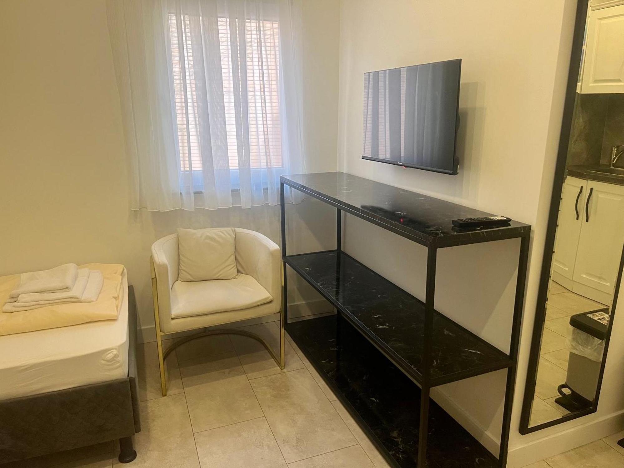 Durmaz Hotel Ганновер Экстерьер фото