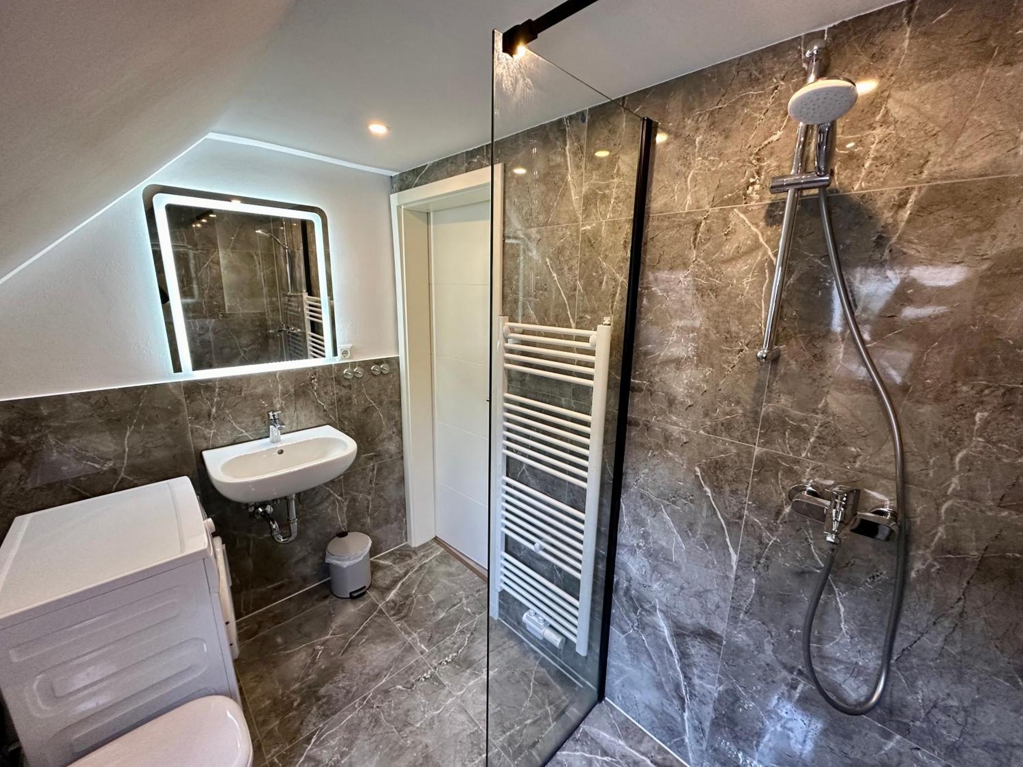 Durmaz Hotel Ганновер Экстерьер фото
